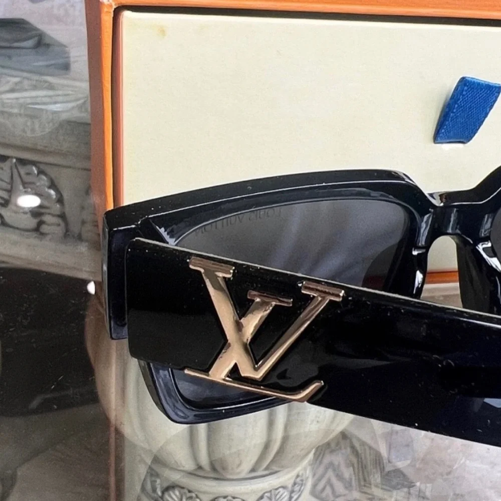 BRAND NEW … Auth. Louis Vuitton Black Sunglasses with Gold Logo, retails $895 - Picture 2 of 6